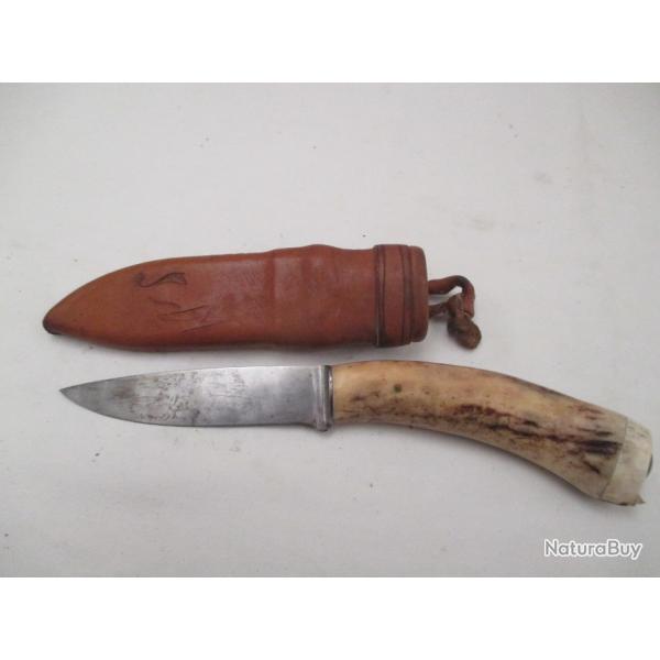 couteau de chasse d'origine -  finlandais  - pukko - lapon -  tui cuir - long de 21 cm  lame 10 cm