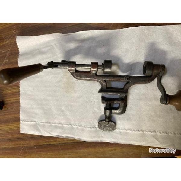 FORT SERTISSEUR MARQUE B E  CAL 16 N�82