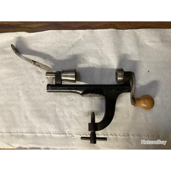 SERTISSEUR NOIR  CAL 16 N�83