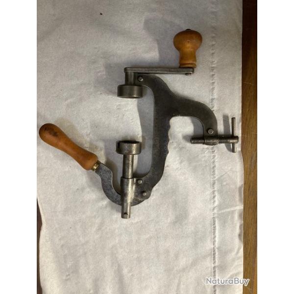 SERTISSEUR CAL 16 N�93