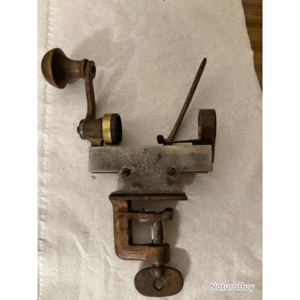 SERTISSEUR MARQUE B F  CAL 20 N�78