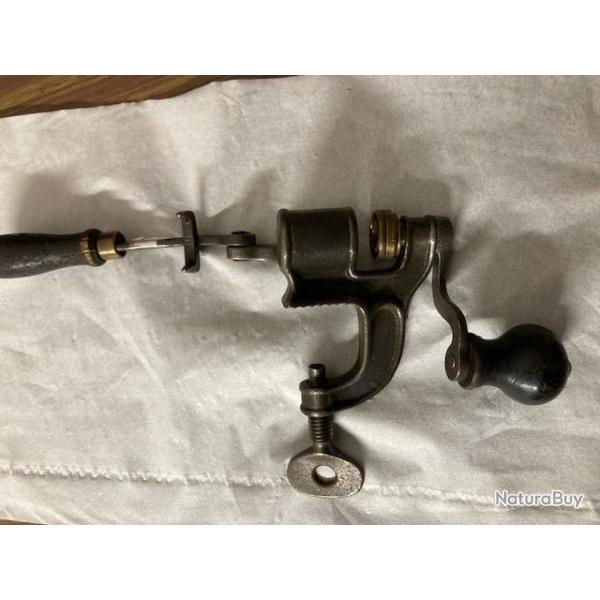 SERTISSEUR CAL 16 N�86