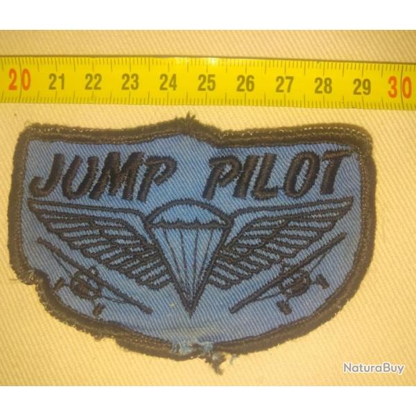Pilote largueur parachutistes - �cusson jump pilote qualification.