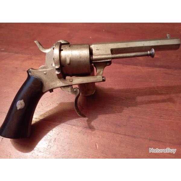 Magnifique revolver � broches ELG en 7mn