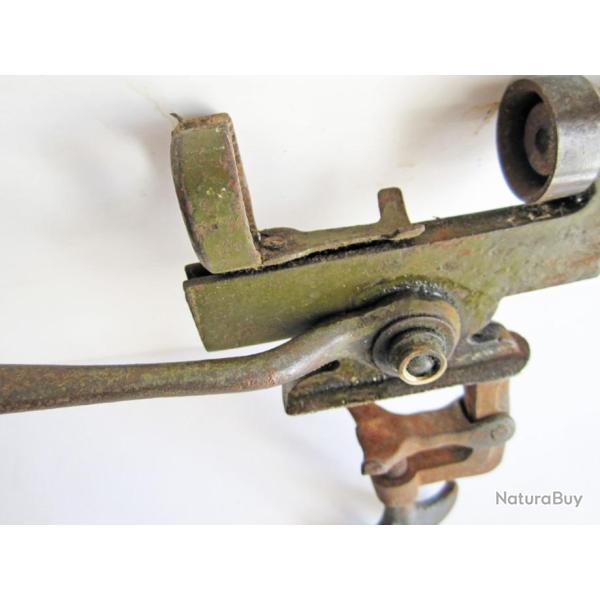 SERTISSEUR Marqu� AG, bon �tat Cal 16. Ancien