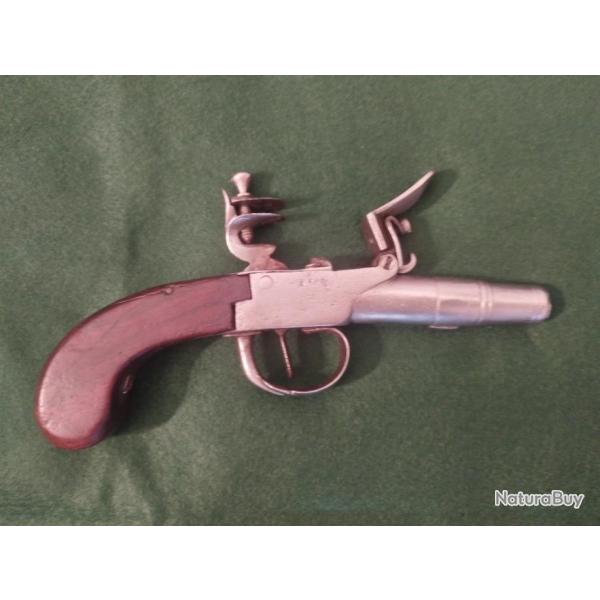 Pistolet Anglaise � silex de Manteau circa 1780.