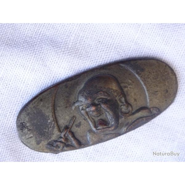 japon145) lot = tr�s bel ornement  ( sign� ) ovale de saya  = voir photos et description