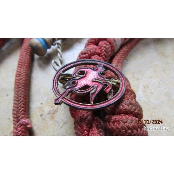 insigne 132� regiment infanterie fourrag�re quille Augis Lyon diable rouge Clermont Ferrand