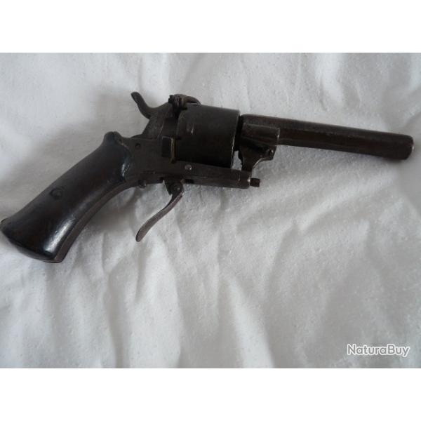 REVOLVER - STYLE LEFAUCHEUX A BROCHE - DANS SON JUS