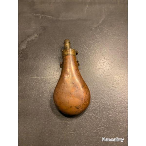 Poire � poudre cuivre et laiton