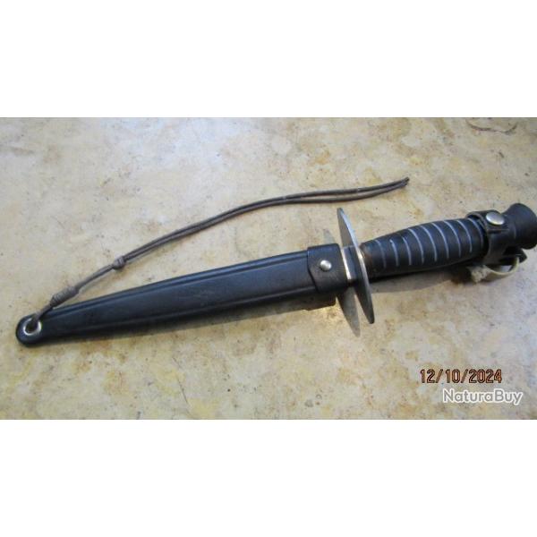 couteau dague "b�ret rouge"commando parachutiste para de chasse guerre Alg�rie foyer D�dicac� � Max