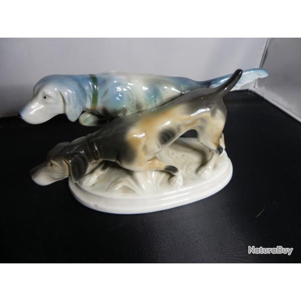 groupe Figurine ancienne chiens de chasse en porcelaine de Carl Scheidig cachet de l'aigle 21 cm