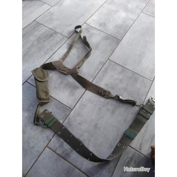 Ceinture, etui et brelage arm�e fran�aise