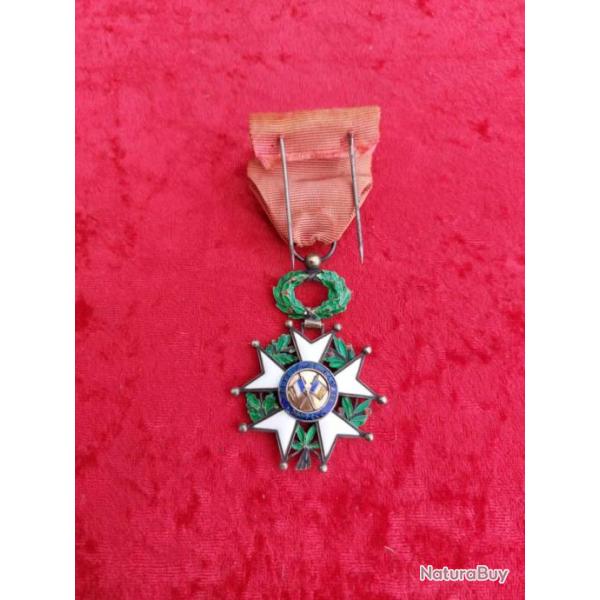 M�daille d'officier de l�gion d'honneur en argent tr�s bel �tat
