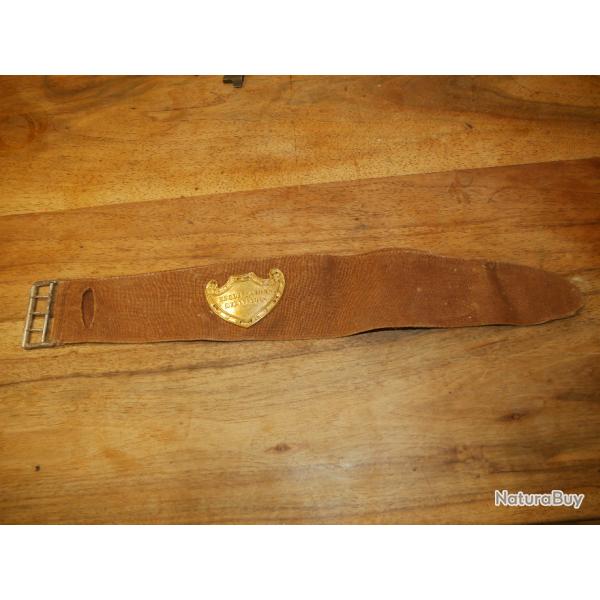 Brassard de "R�quisitions Militaires" en toile cachou avec beau poin�on de r�ception dat� 1914