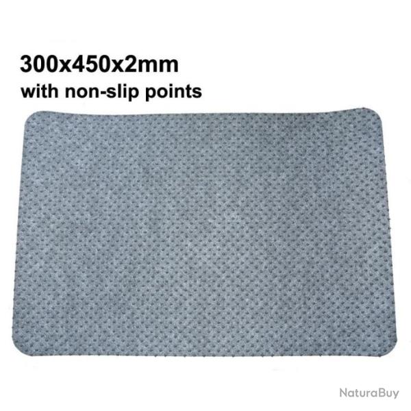 Tapis de nettoyage pour arme  feu avec points antidrapant - 300x450mm