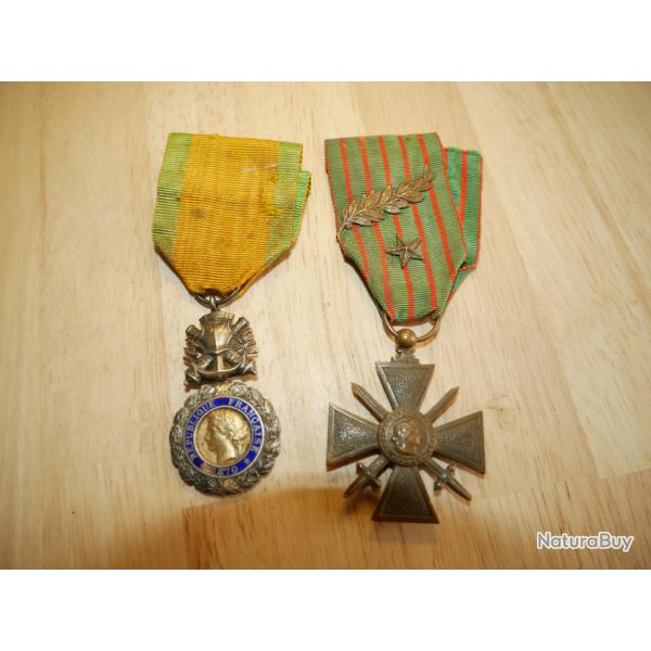 Lot de m�dailles Fran�aises d'un poilu WW1 dont croix de guerre avec clou et palme