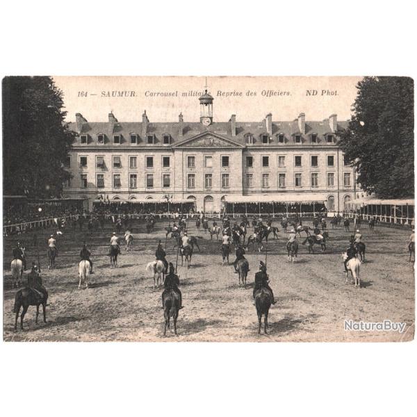CPA MILITARIA  -  SAUMUR  -  CARROUSEL MILITAIRE  -  REPRISE DES OFFICIERS