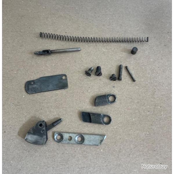 Lot de pi�ces  High-Standard Mod. B