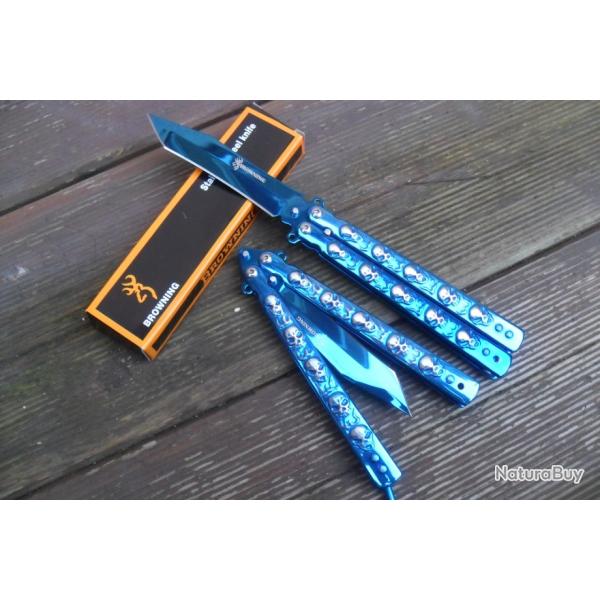 Massif Couteau Papillon Balisong Acier Bleu Poli Chrome 22 Cm Lame Tanto Manche Tetes de Mort