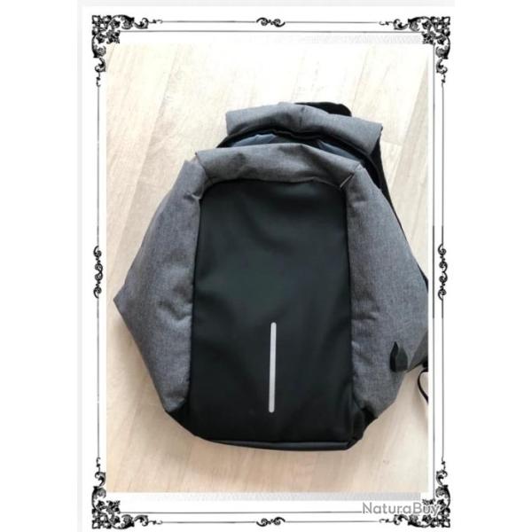 Sac � Dos Mixte R�sistant � l'Eau gris et noir marque Sacetanche