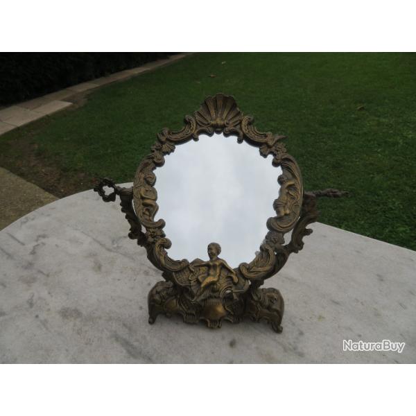 Ancien Psych�/miroir a poser en bronze de style Louis XV � d�cor de Rocaille,Arabesque & Putto(XIX�)