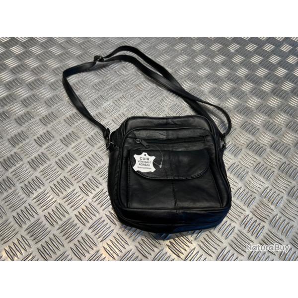 sac pochette bandouliere d epaule noir en cuir d agneau