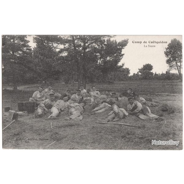 CPA MILITARIA  -  CAMP DE CO�TQUIDAN  -  LA SIESTE
