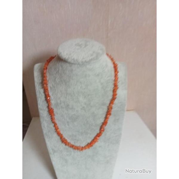 collier ancien en ambre longueur 22 cm ferm�