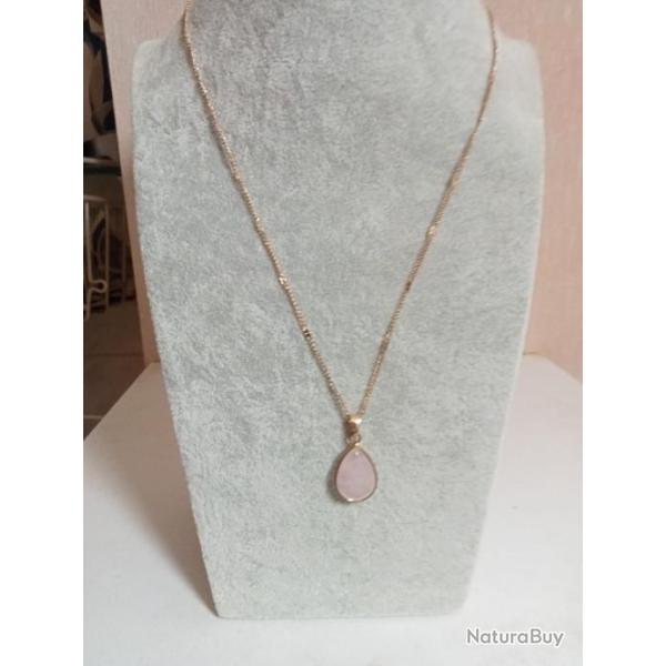 collier ancien en pierre naturelle longueur 25 cm ferm�