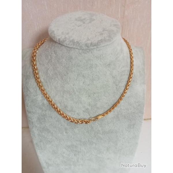 collier ancien  longueur 19,02 cm ferm�