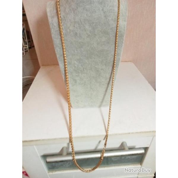 collier ancien  longueur 43 cm ferm�