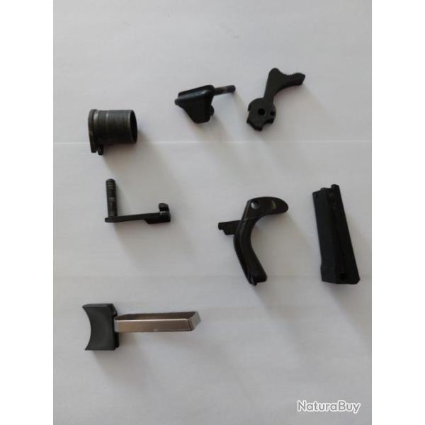 Lot de pi�ces Colt 45