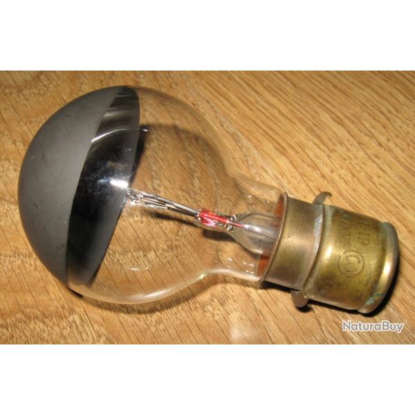 Ampoule militaire sovi�tique vintage, �clairage, phare, r�flecteur, lampe de l'arm�e 1961