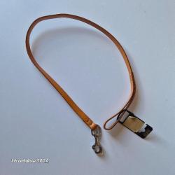 Laisse pour chien en cuir rive simple naturel, 2 cm x 100 cm                   Cuir tr&egrave;s &eacute;pais, fabr