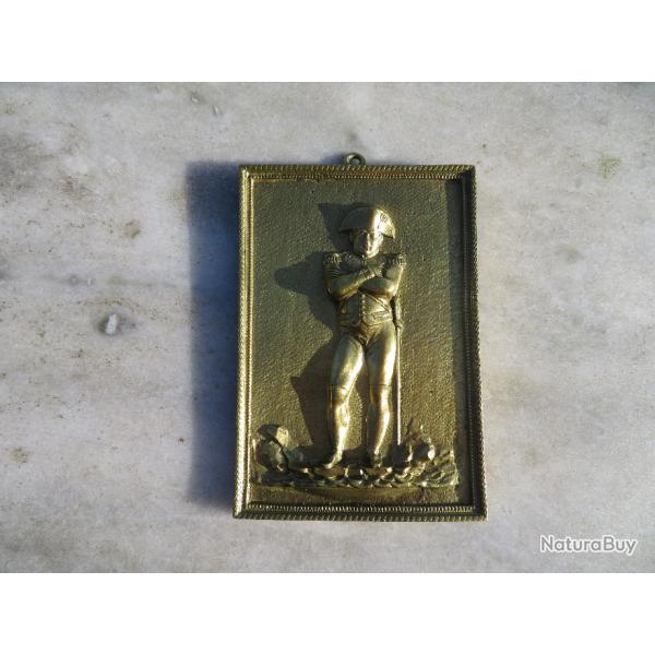 VINTAGE - Ancienne Plaque en bronze dor� patin� figurant "Napol�on 1er" - FRANCE (Vers 1900)