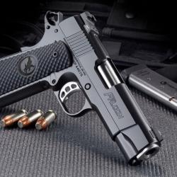 PISTOLET NIGHTHAWK CUSTOM 1911 COMMANDER FALCON COMMANDER