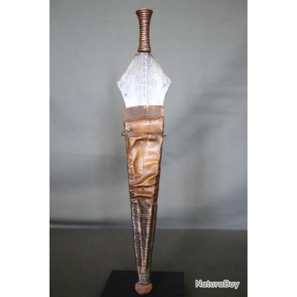 Superbe dague Africaine - Congo, Centrafrique , Yakoma, Ngbandi... d�but 20�me ou ant�rieur