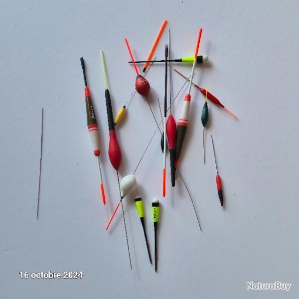 Lot de 14 flotteurs diff�rents et de poids diff�rents