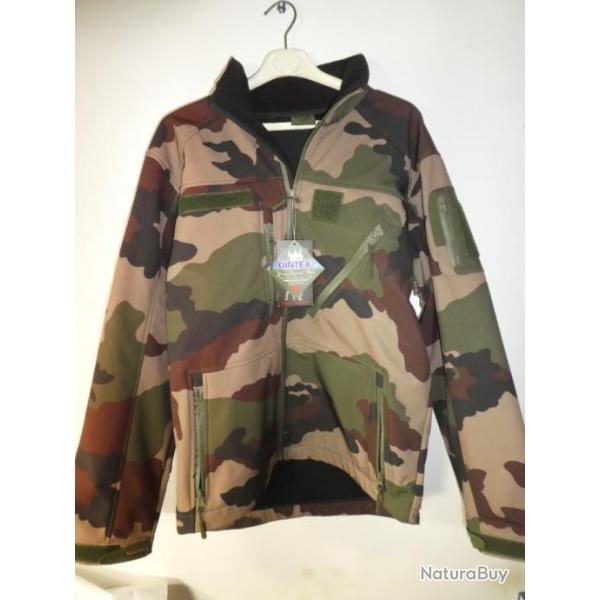 veste camo type arm�e, doubl�e taille L