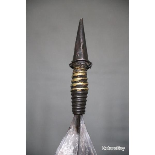 Un rare glaive � lame feuille de saule - Kota/Fang, Gabon, d�but 20�me si�cle