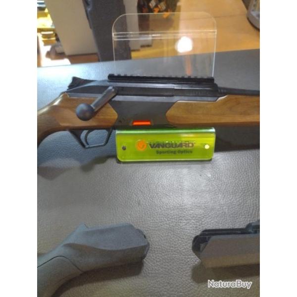 Carabine a verrou lin�aire beretta brx1 300 win mag bois et kit crosse synth�tique