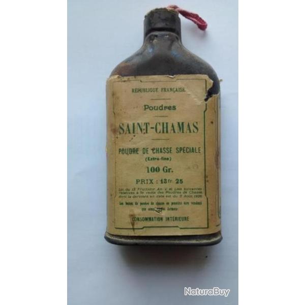 tr�s vieux bidons de poudre vides.