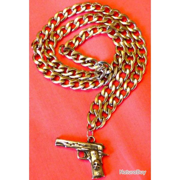 PENDENTIF PISTOLET EN ACIER INOX ARGENTE + BELLE CHANE 70CM ENVIRON POUR CADEAU OU COLLECTION