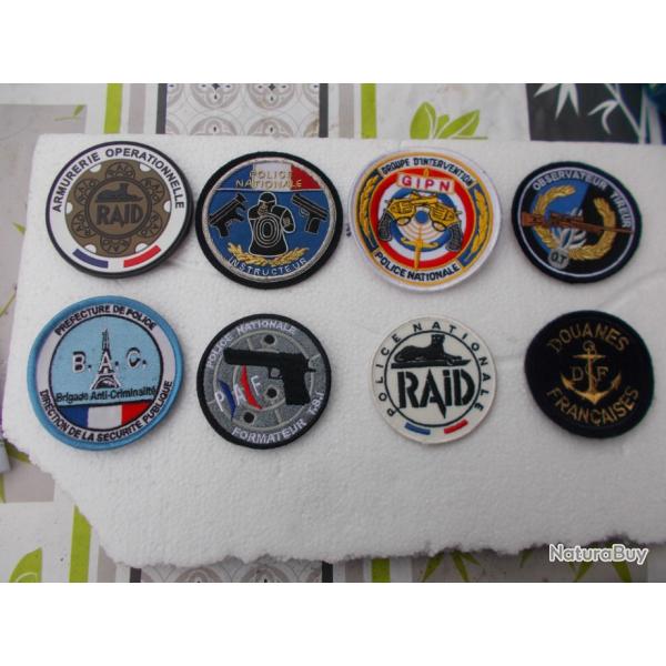 lot patch police ,�tat neuf!!