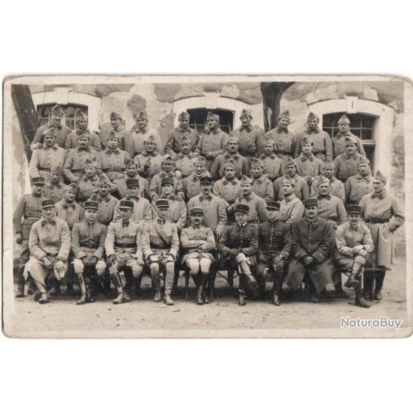 CARTE PHOTO MILITARIA   -  R�GIMENT  -  SOLDATS  -  OFFICIERS