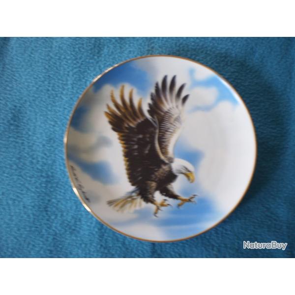 Une assiette AIGLE de chez FRANKLIN MINT ou Le M�dailler Franklin , cowboy, country, indien, 1992