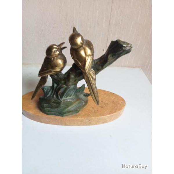 statuette oiseaux en r�gule sur support marbre hauteur 15 cm x 19,5 cm