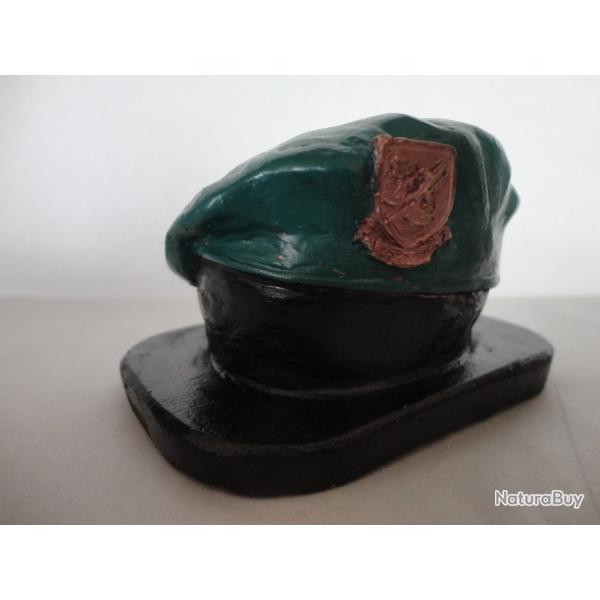 Presse papier b�ret des commandos de Marine