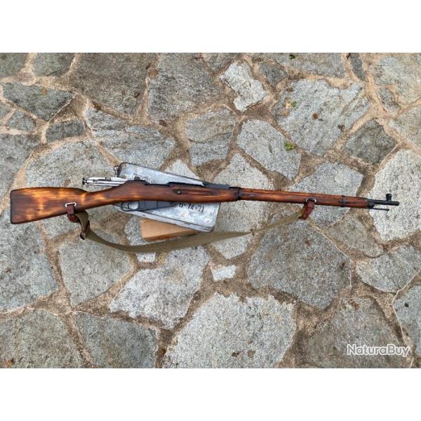 Mosin Nagant 91 30 avec accessoires et 600 munitions